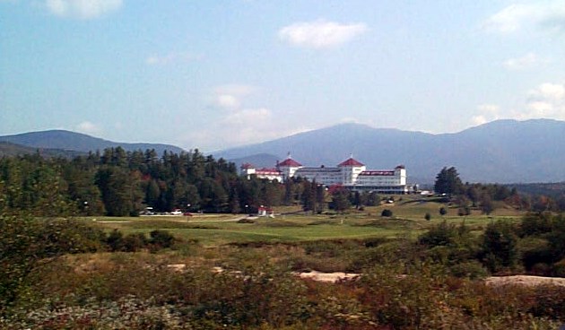 mount-washington-hotel-and-mt-washington-in-the-background-ann-cummings-copyright-20081
